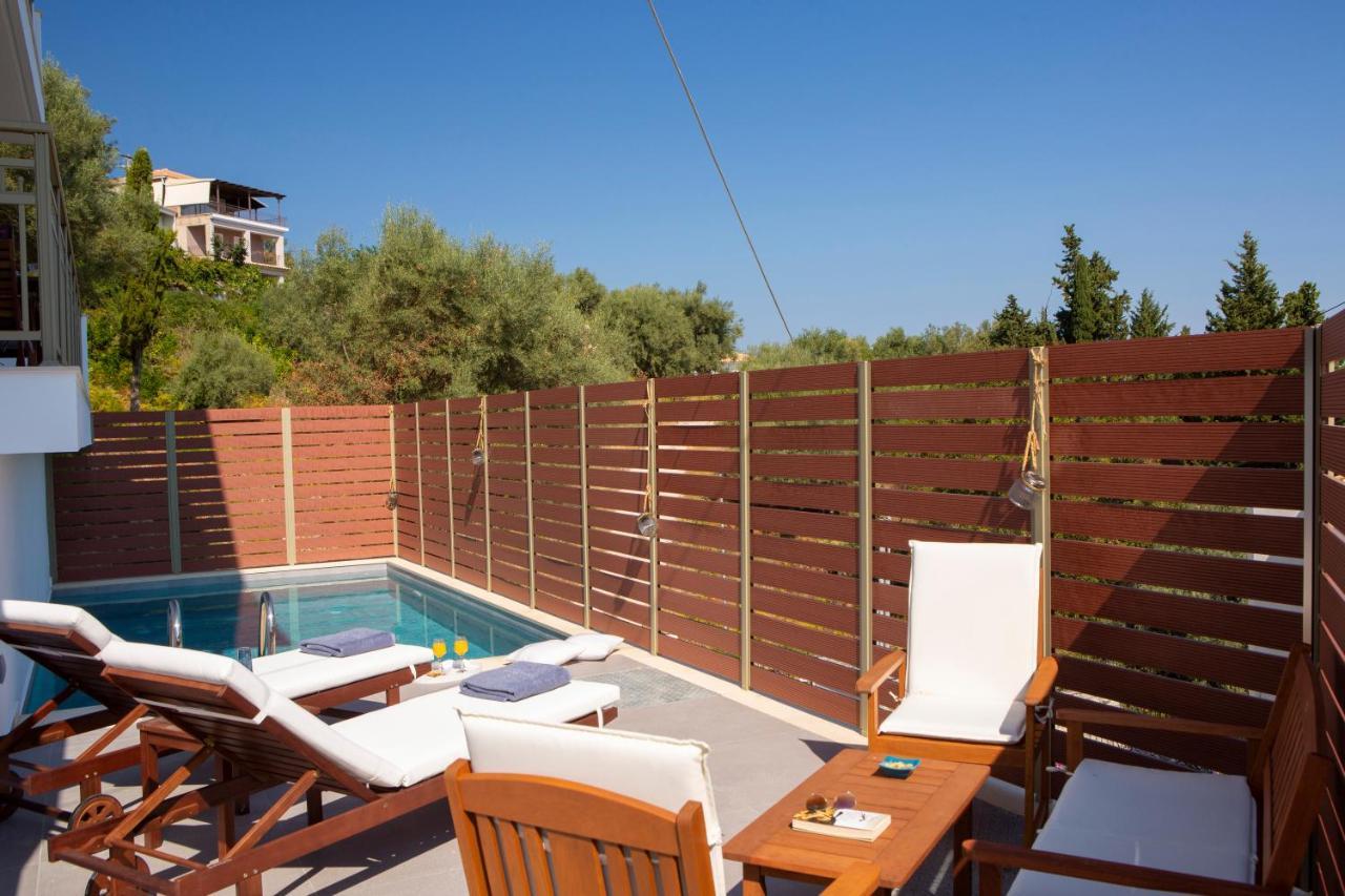 Nikolas Guest House Villa Nikiana Exterior photo